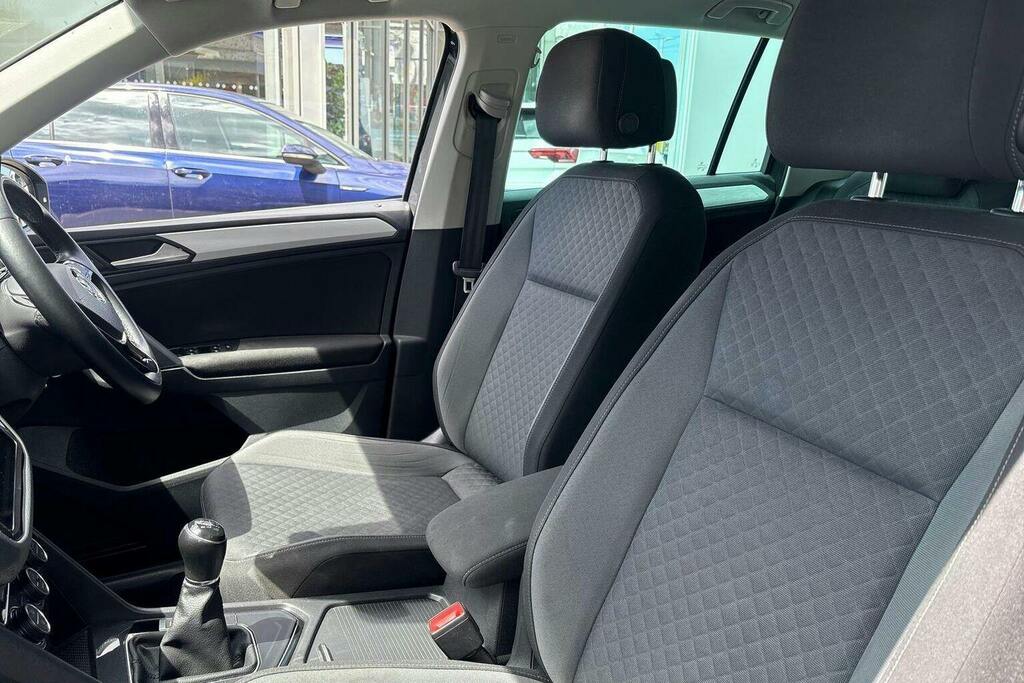 Volkswagen Tiguan Elegance White #16