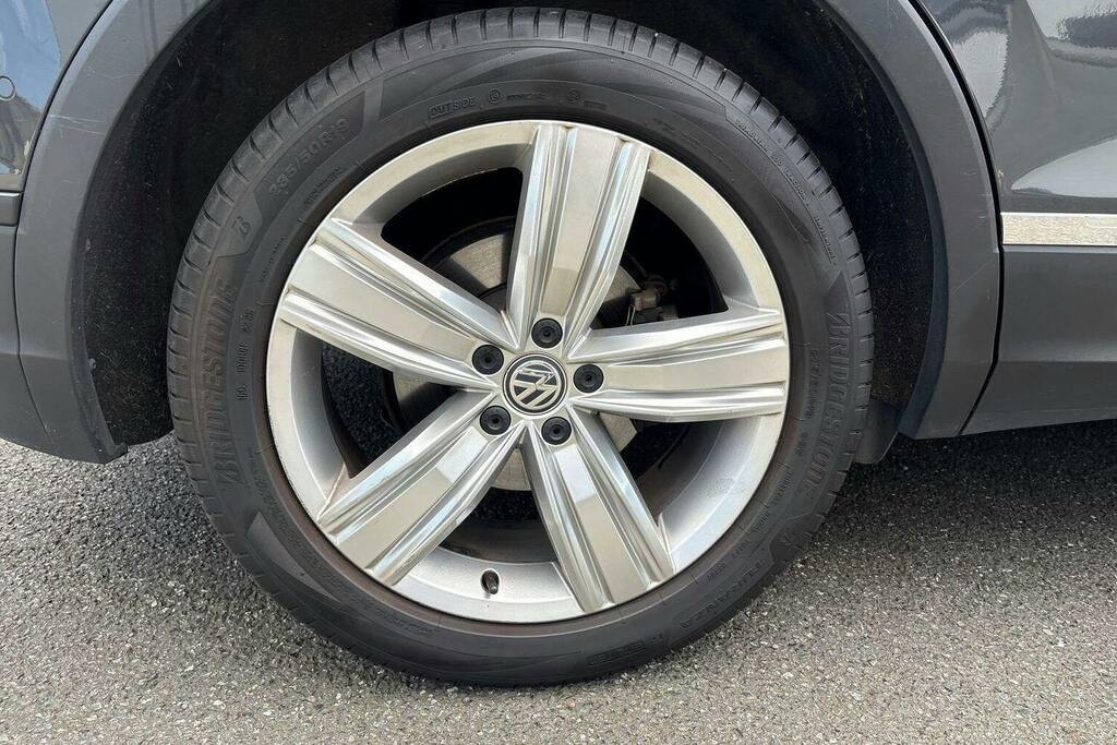 Volkswagen Tiguan Elegance White #21