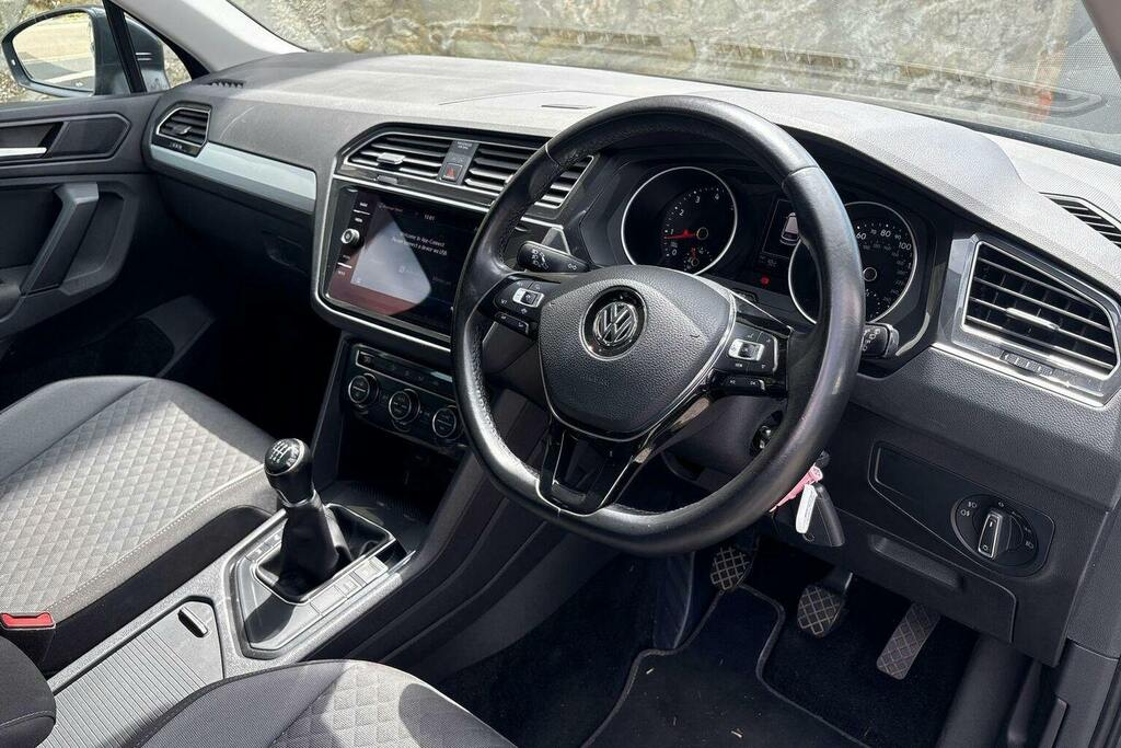 Volkswagen Tiguan Elegance White #10