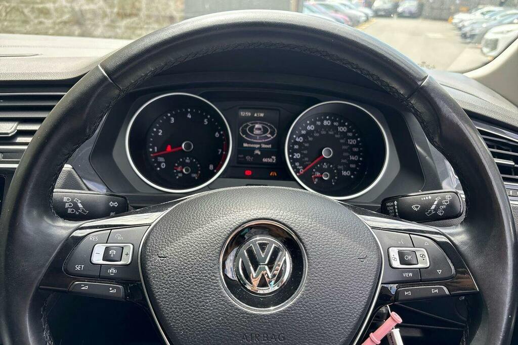Volkswagen Tiguan Elegance White #13