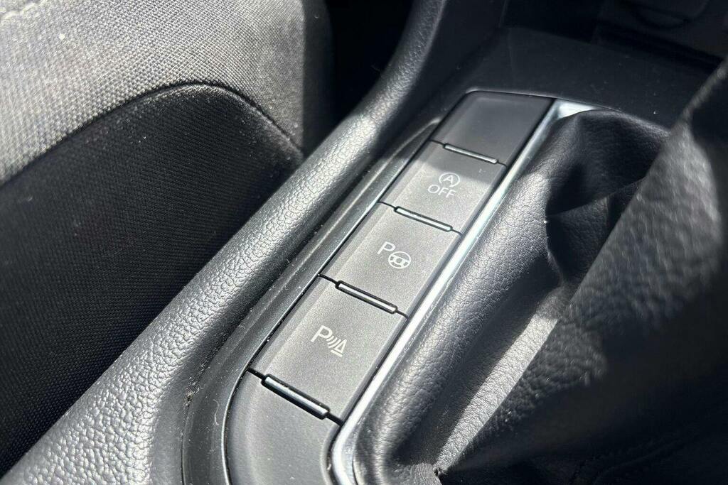 Volkswagen Tiguan Elegance White #37