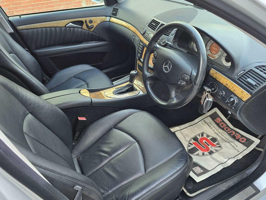 Mercedes-Benz E Class 3.0 E320 Cdi Avantgarde G-tronic Silver #2