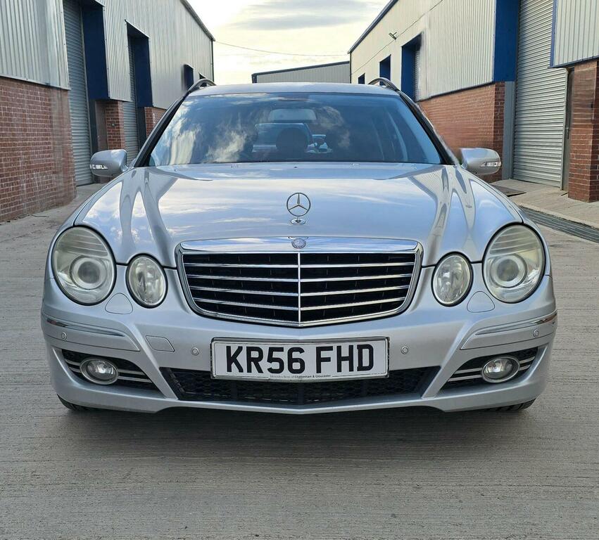 Mercedes-Benz E Class 3.0 E320 Cdi Avantgarde G-tronic Silver #3