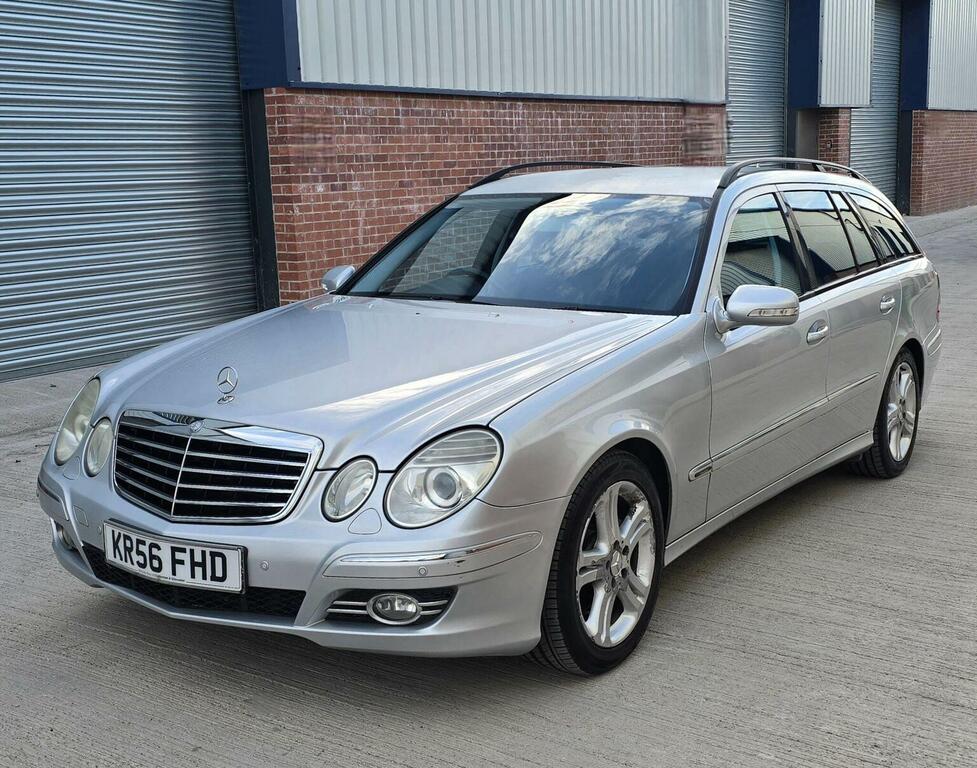 Mercedes-Benz E Class 3.0 E320 Cdi Avantgarde G-tronic Silver #4
