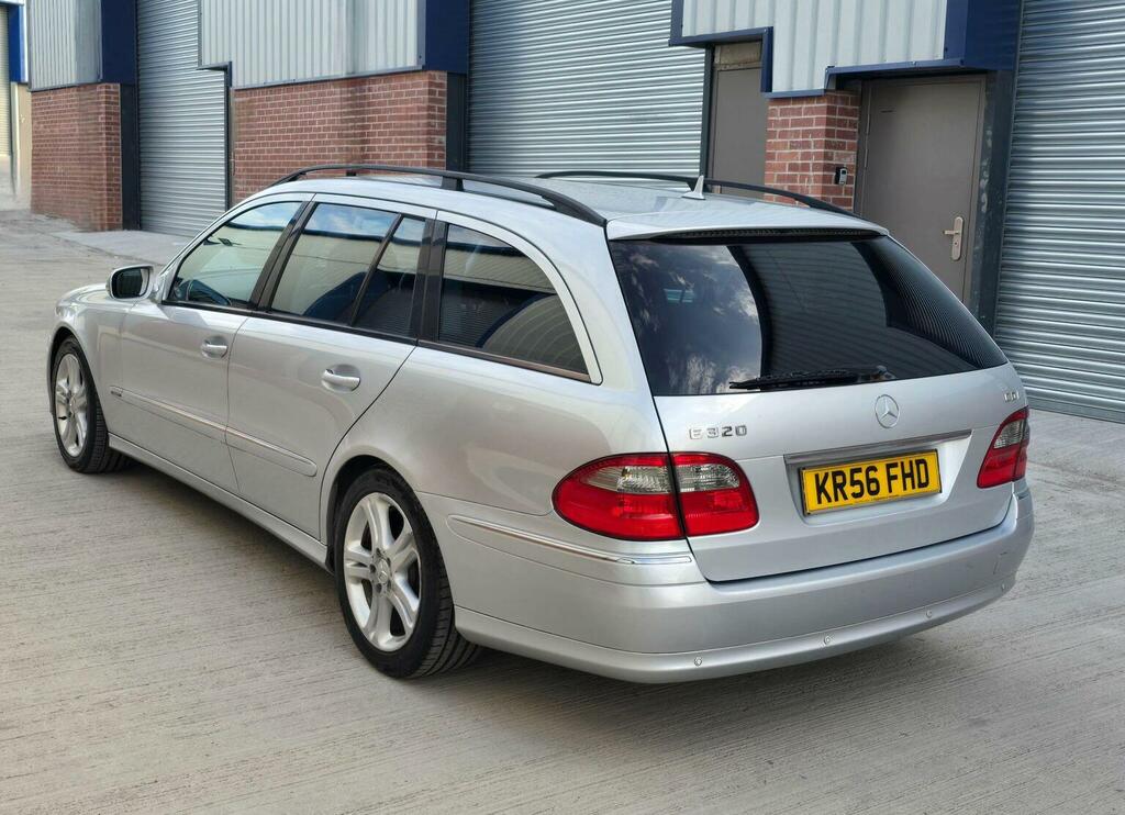 Mercedes-Benz E Class 3.0 E320 Cdi Avantgarde G-tronic Silver #5