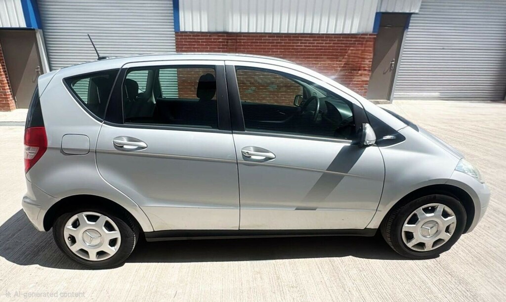 Mercedes-Benz A Class 2.0 A180 Cdi Avantgarde Se Cvt Blue #8