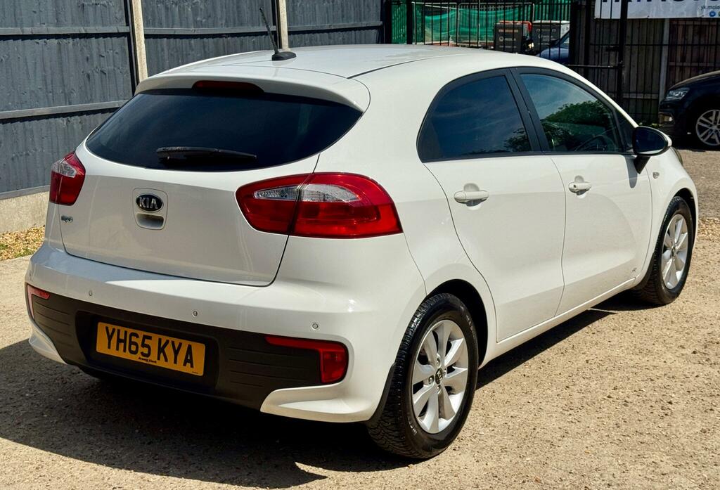 Kia RIO 1.25 Sr7 Euro 6 White #4