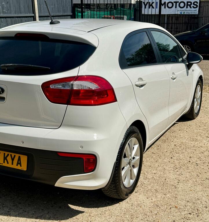 Kia RIO 1.25 Sr7 Euro 6 White #5