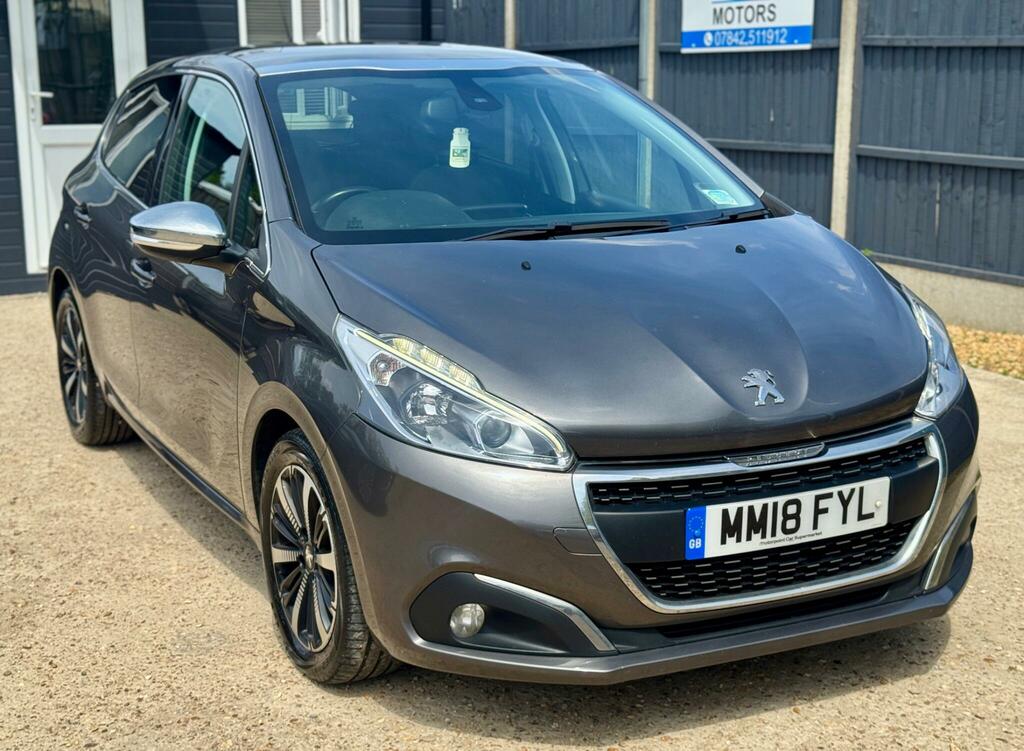 Peugeot 208 1.2 Puretech Allure Premium Euro 6 Ss MM18FYL Grey #2