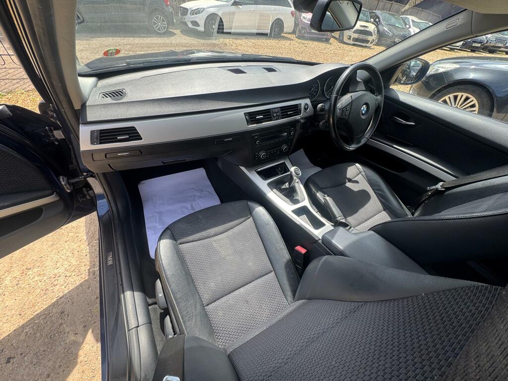 BMW 3 Series 2.0 320D Black #31