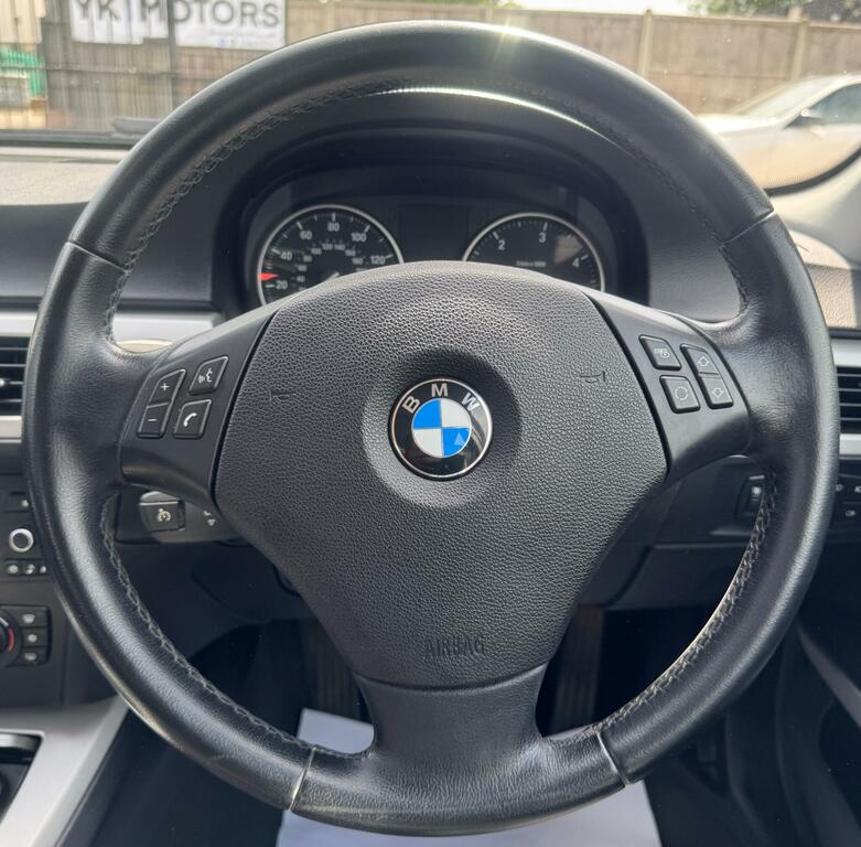 BMW 3 Series 2.0 320D Black #35