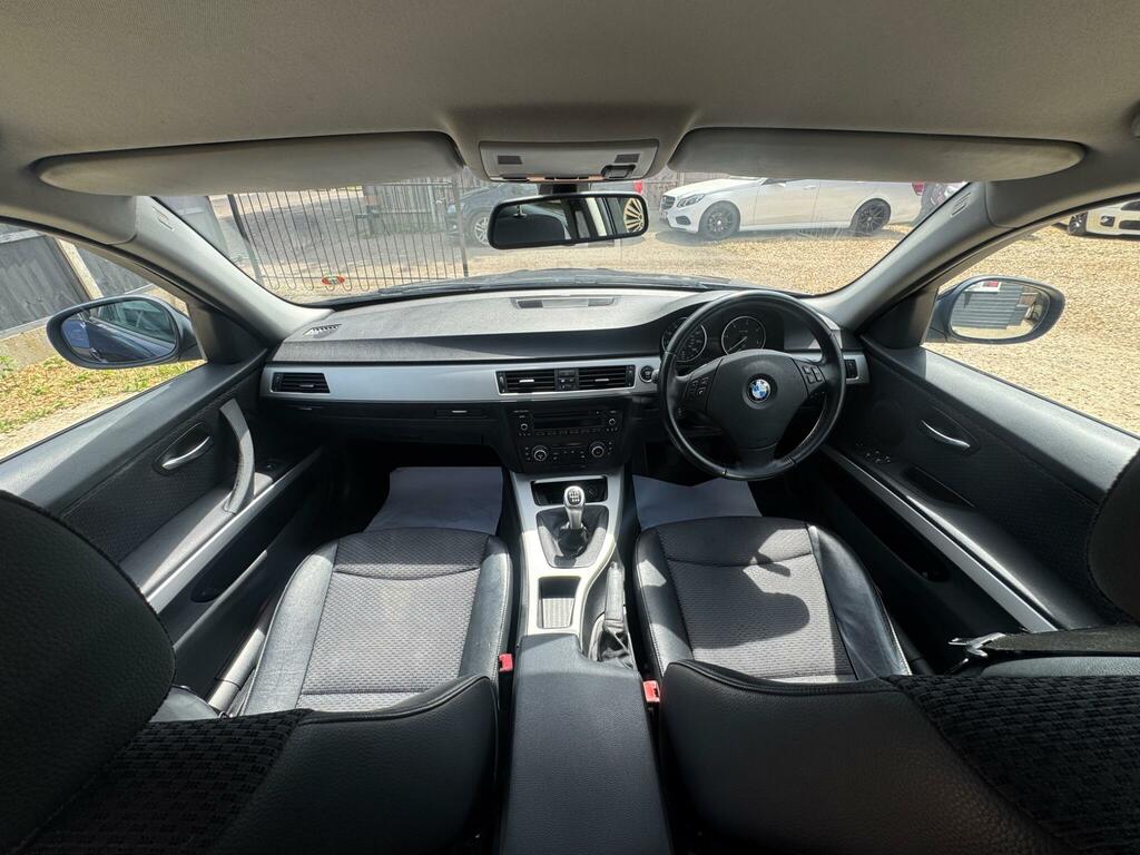 BMW 3 Series 2.0 320D Black #33