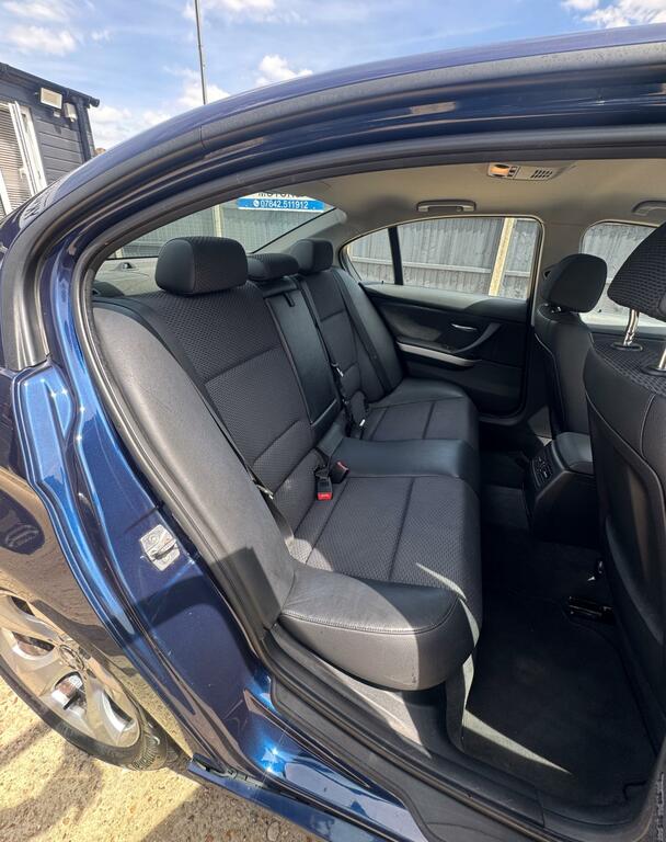BMW 3 Series 2.0 320D Black #25