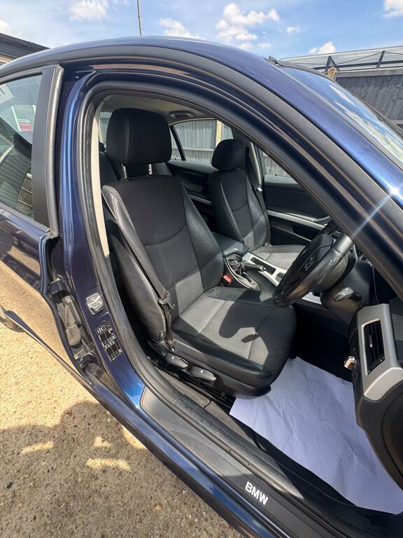 BMW 3 Series 2.0 320D Black #20