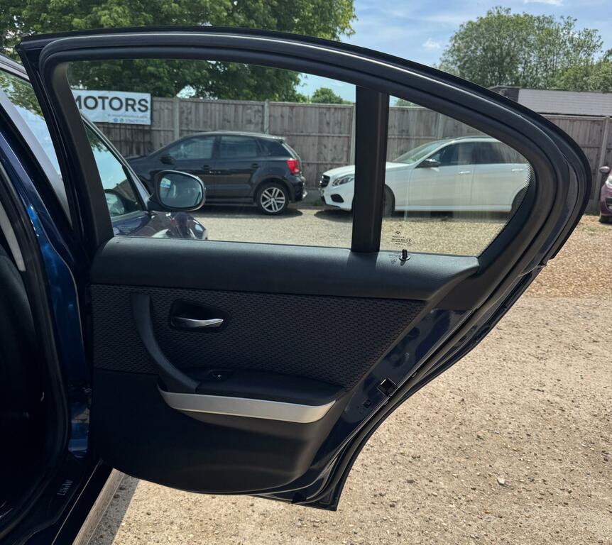 BMW 3 Series 2.0 320D Black #23