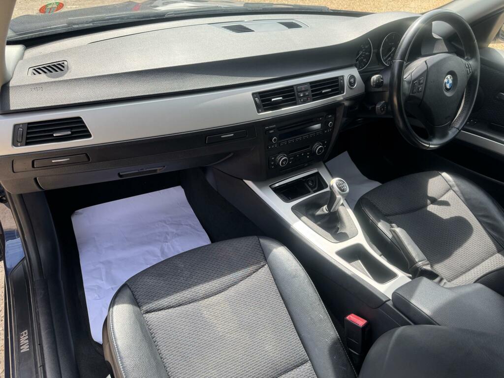 BMW 3 Series 2.0 320D Black #30