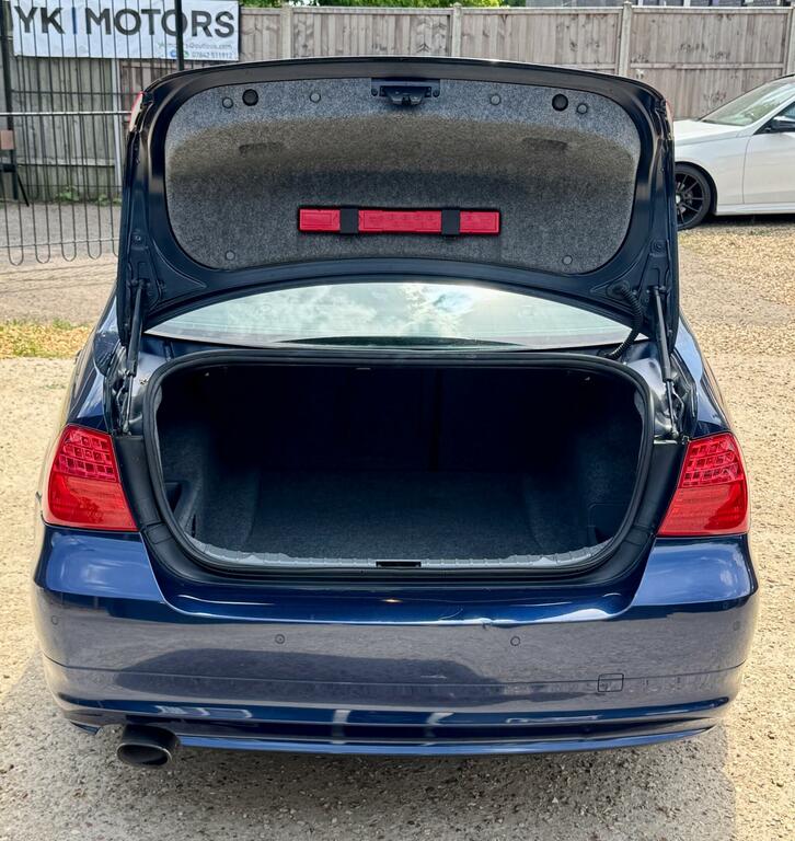 BMW 3 Series 2.0 320D Black #7