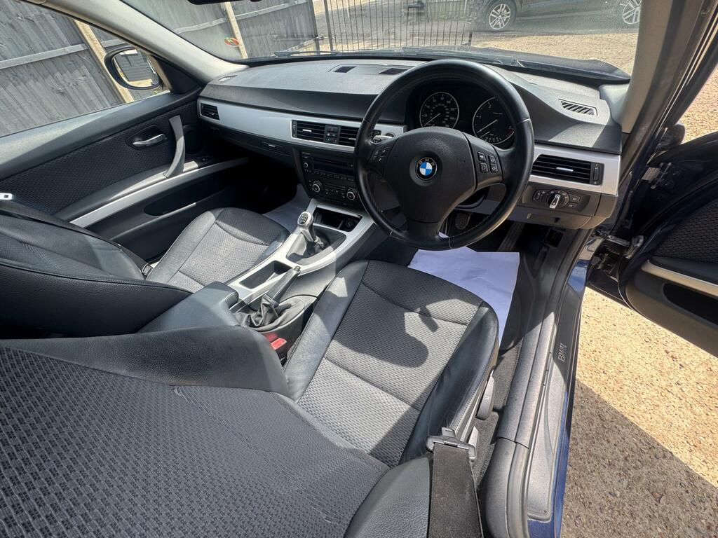 BMW 3 Series 2.0 320D Black #22
