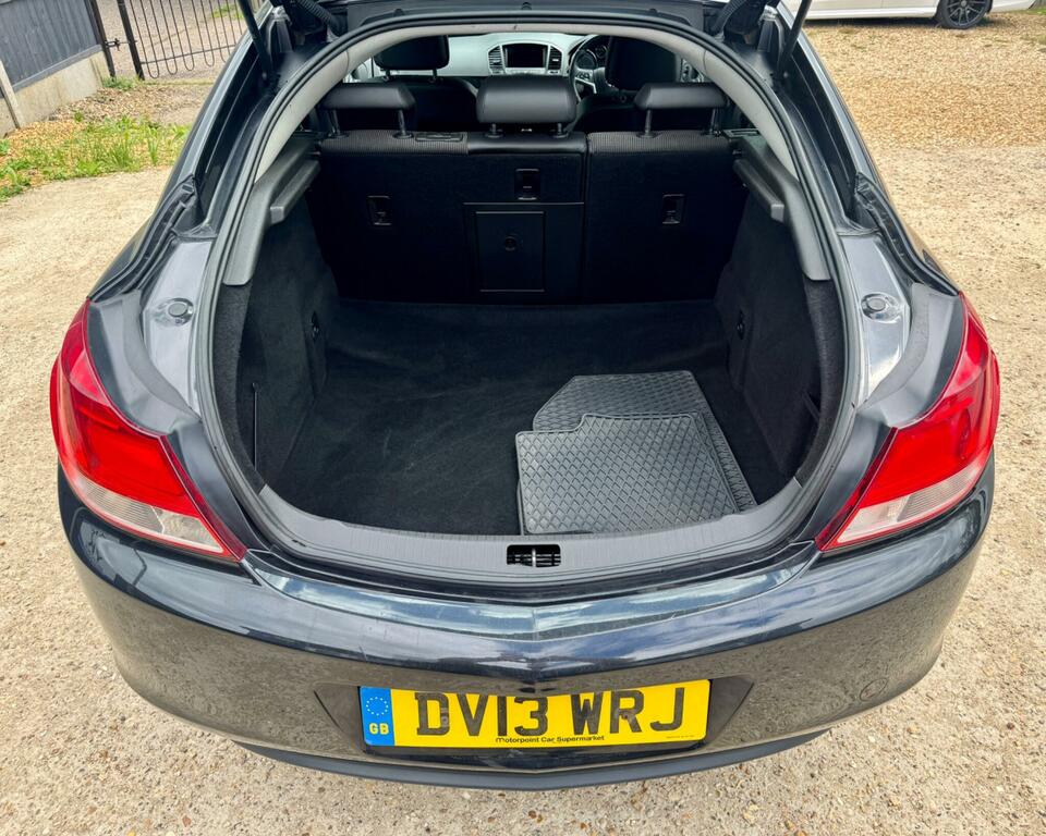 Vauxhall Insignia 2.0 Cdti Exclusiv  #8