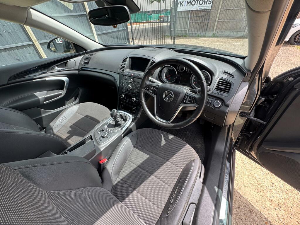 Vauxhall Insignia 2.0 Cdti Exclusiv  #21