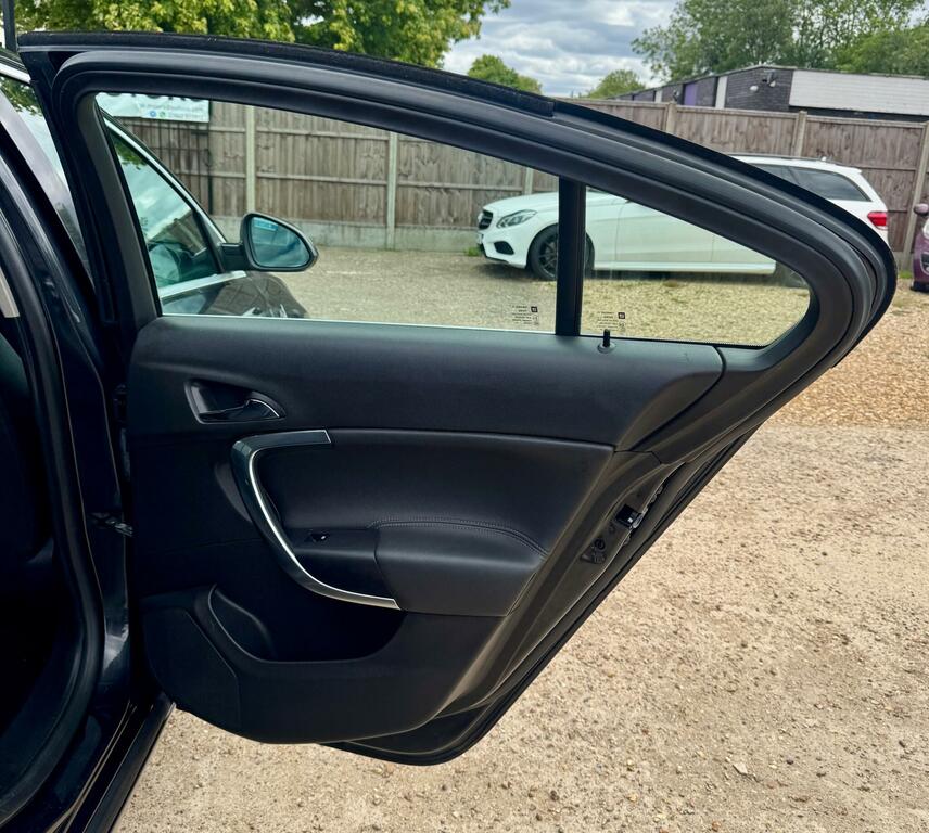 Vauxhall Insignia 2.0 Cdti Exclusiv  #22