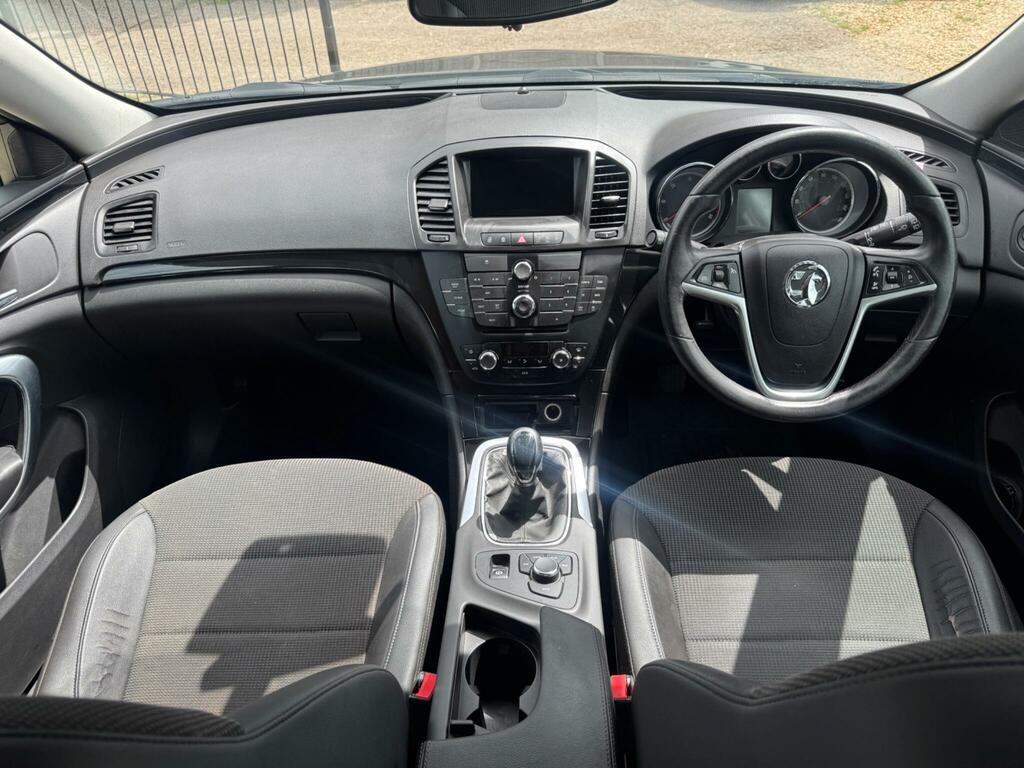 Vauxhall Insignia 2.0 Cdti Exclusiv  #32