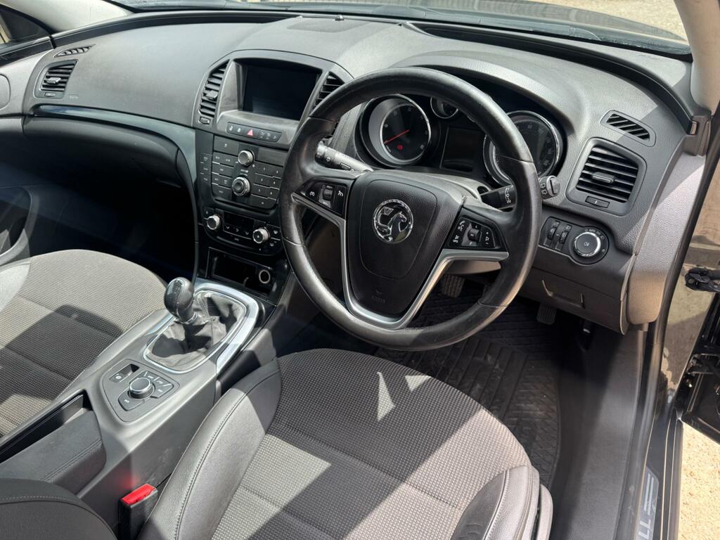 Vauxhall Insignia 2.0 Cdti Exclusiv  #20