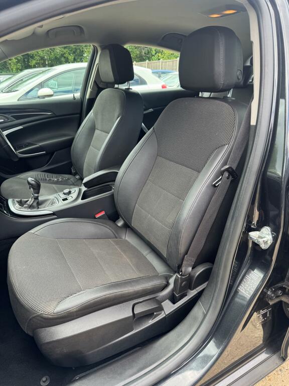 Vauxhall Insignia 2.0 Cdti Exclusiv  #29