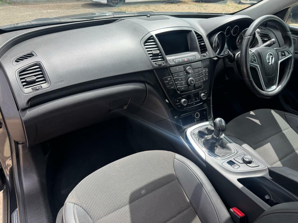 Vauxhall Insignia 2.0 Cdti Exclusiv  #30