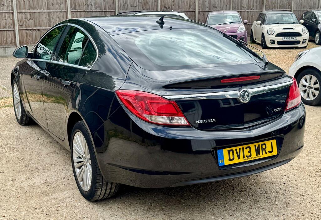 Vauxhall Insignia 2.0 Cdti Exclusiv  #9
