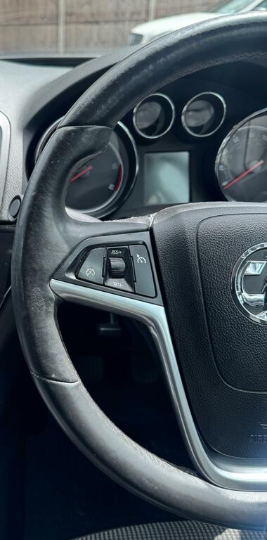 Vauxhall Insignia 2.0 Cdti Exclusiv  #36