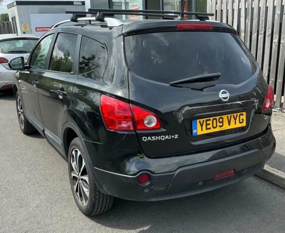 Nissan Qashqai+2 Acenta Black #4
