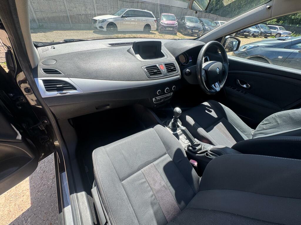 Renault Megane 1.5 Dci Dynamique Tomtom Sport Tourer M Black #30