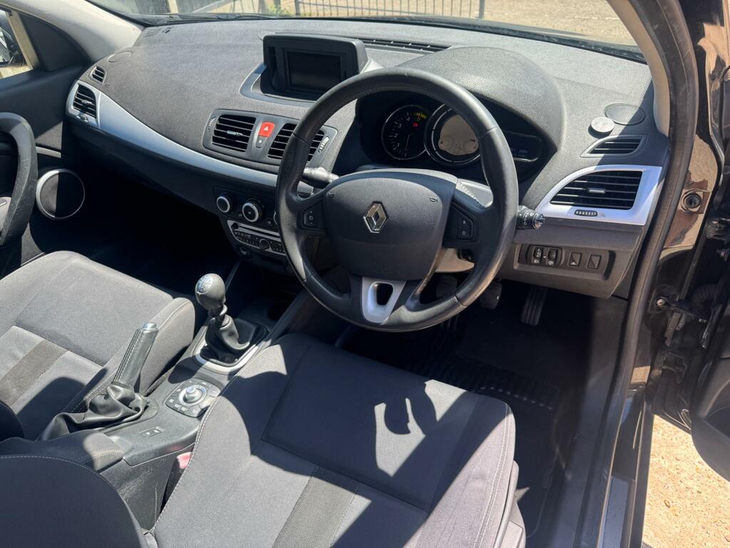Renault Megane 1.5 Dci Dynamique Tomtom Sport Tourer M Black #18
