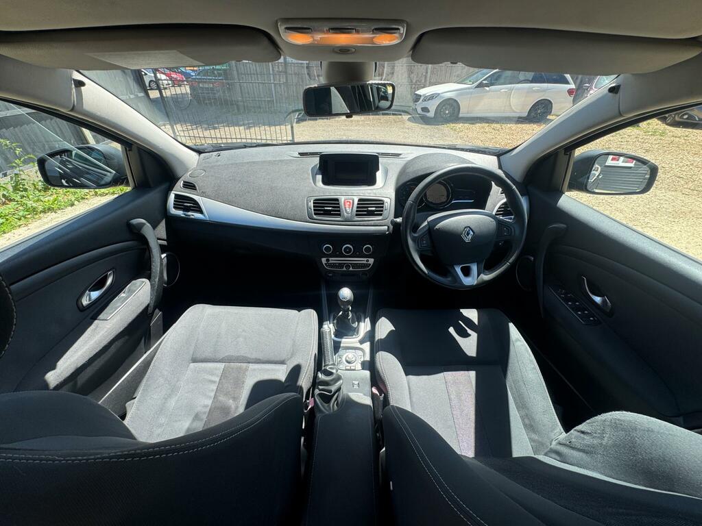 Renault Megane 1.5 Dci Dynamique Tomtom Sport Tourer M Black #32