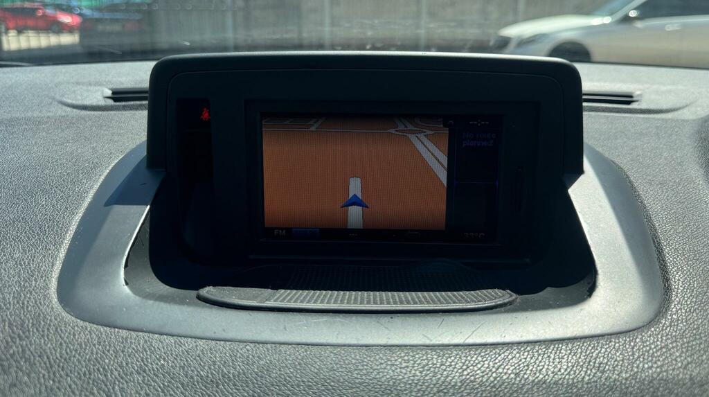Renault Megane 1.5 Dci Dynamique Tomtom Sport Tourer M Black #35