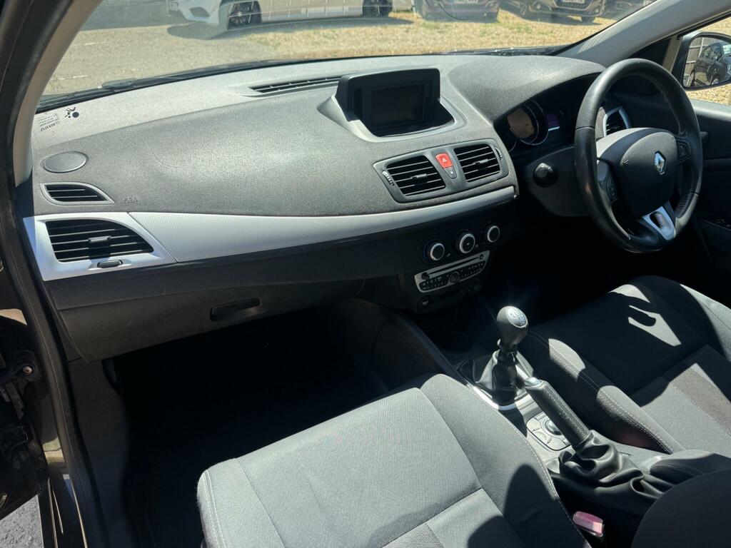 Renault Megane 1.5 Dci Dynamique Tomtom Sport Tourer M Black #29
