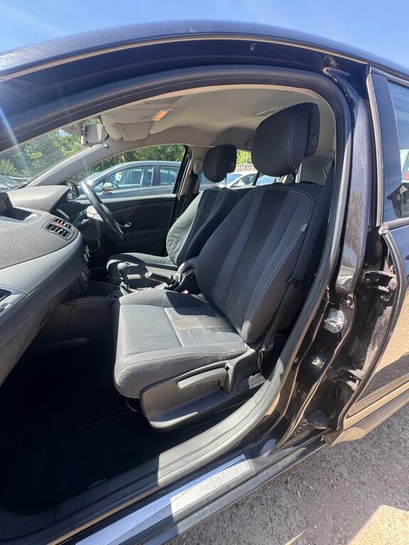 Renault Megane 1.5 Dci Dynamique Tomtom Sport Tourer M Black #28