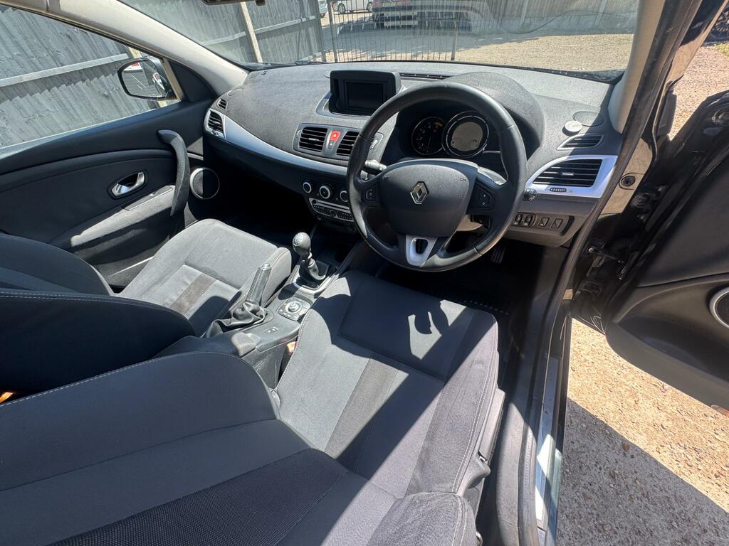 Renault Megane 1.5 Dci Dynamique Tomtom Sport Tourer M Black #19