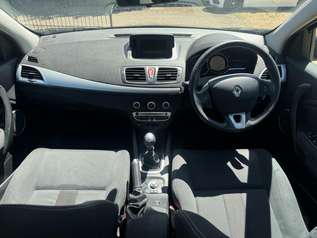Renault Megane 1.5 Dci Dynamique Tomtom Sport Tourer M Black #31