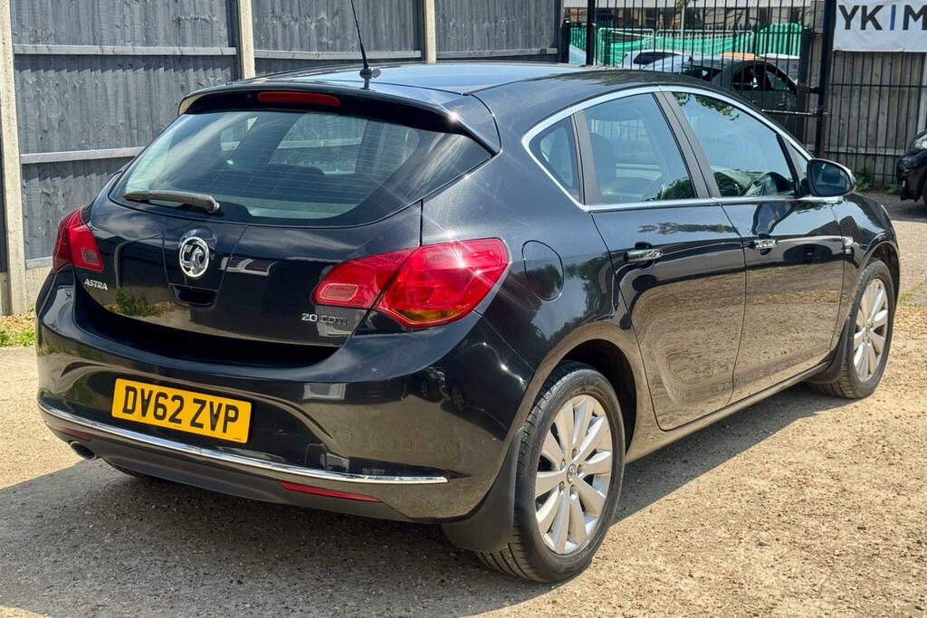 Vauxhall Astra 2.0 Cdti Ecoflex Se Euro 5 Ss Black #5