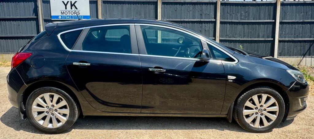 Vauxhall Astra 2.0 Cdti Ecoflex Se Euro 5 Ss Black #4