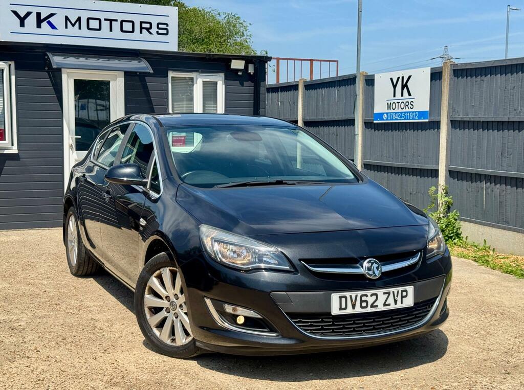 Vauxhall Astra 2.0 Cdti Ecoflex Se Euro 5 Ss Black