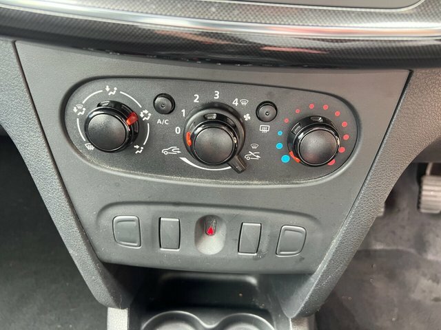 Dacia Sandero 1.0 Tce Essential #14