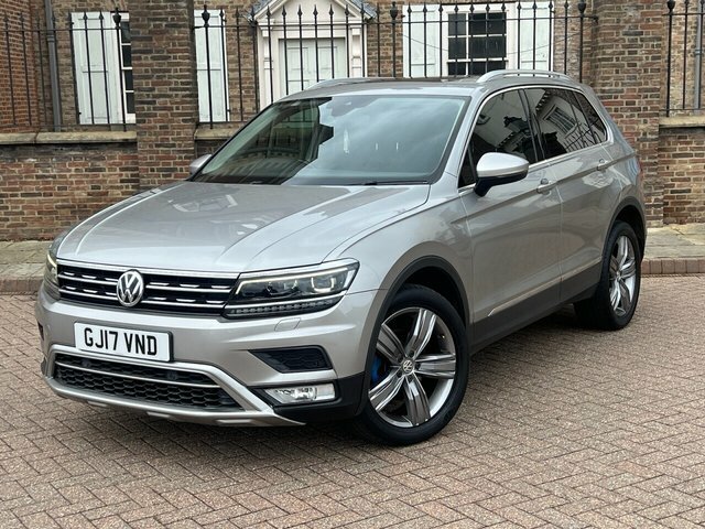 Volkswagen Tiguan 2017 2.0 Tdi Bluemotion Tech Sel Suv Ds GJ17VND Silver #3