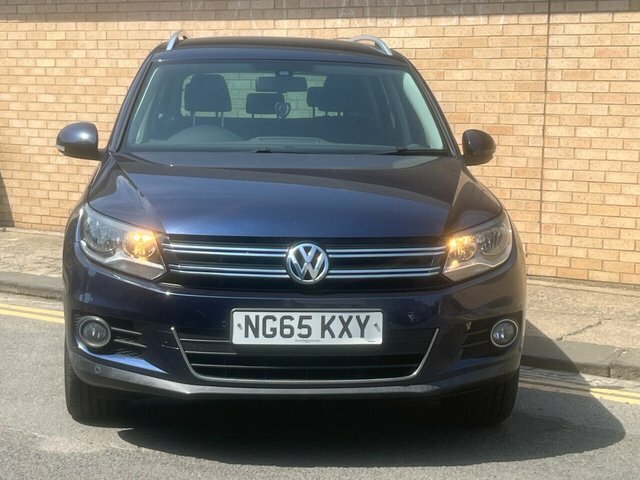 Volkswagen Tiguan 2015 2.0 Tdi Bluemotion Tech Match Edition Suv NG65KXY Blue #2