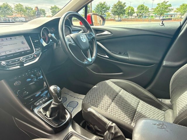 Vauxhall Astra 1.4T 16V 150 Se #37