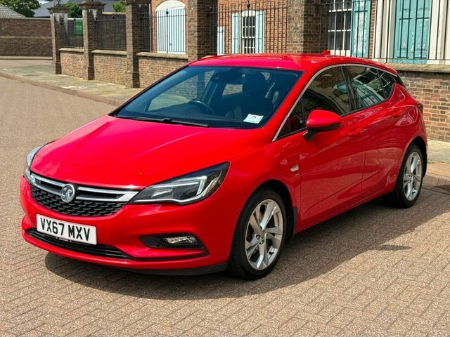 Vauxhall Astra 1.4T 16V 150 Se #2