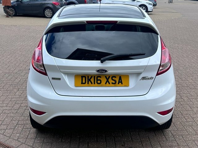 Ford Fiesta 2016 1.0T Ecoboost Zetec White Edition Hatchback 3 DK16XSA White #5