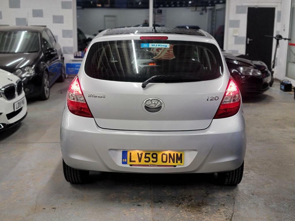 Hyundai I20 1.4 Comfort Euro 4 LV59ONM Silver #5
